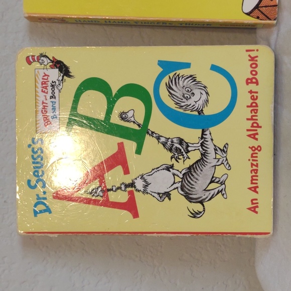 Bundle Dr Seuss's books. 2 total GUC - Picture 2 of 10